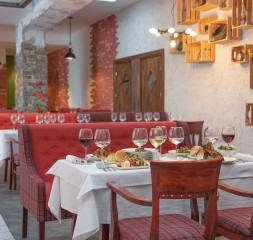 Restaurant_Bulgarian_A_La_Carte_14.jpg