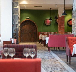 Restaurant_Bulgarian_A_La_Carte_20.jpg