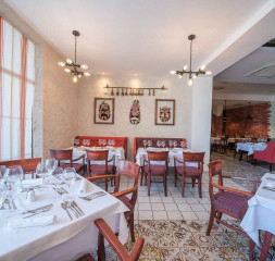Restaurant_Bulgarian_A_La_Carte_3.jpg