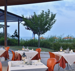 Restaurant_Italian_Terrace.jpg
