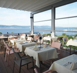 Restaurant_Rooftop.jpg