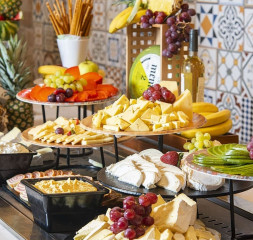 Restaurant_Spanish_5.jpg