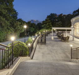 Restaurant_Terrace_1.jpg