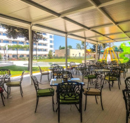 Restaurant_Terrace_2.jpg