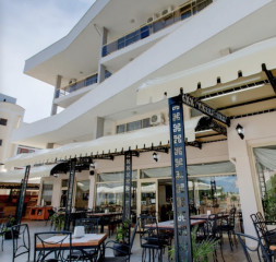 Restaurant_Terrace_4.jpeg
