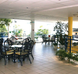 Restaurant_Terrace.jpg