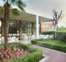 Restaurant_Terrasse.jpg