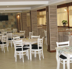 Restaurant_White_Hall_2.jpg