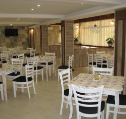 Restaurant_White_Hall_3.jpg