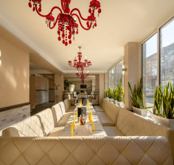 Restaurant_Zeus_2.jpg