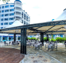 Restaurant.jpg