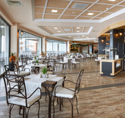 Restaurant.jpg