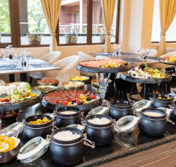 Restaurant_by_V-Chef9.jpg