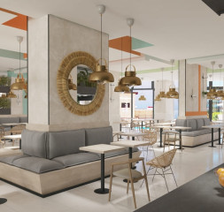 Restaurant.jpg