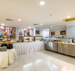 Restaurant.jpg