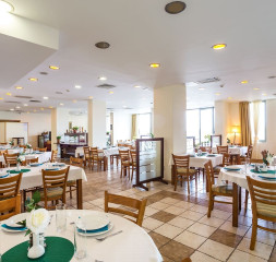 Restaurant.jpg