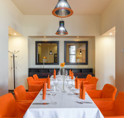 Restaurants_1.jpg