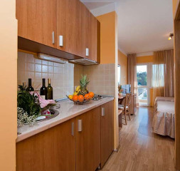 Rooms-5.jpg
