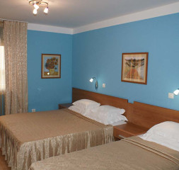 Rooms-7.jpg