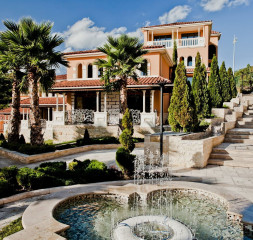 Villas_Exterior_2.jpg