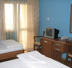W-Grand-8.jpg