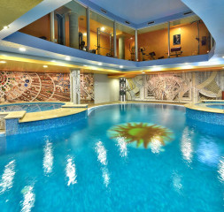 Wellness_Pool.jpg