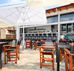 beach-bar-at-sousouras-hotel.jpg