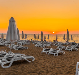 beach_3.jpg