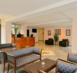 big_ibstar_bve_ib_fac_hall_d1404_013_low_1_.jpg