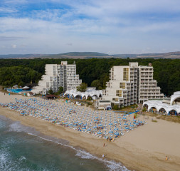 exterior_12.jpg