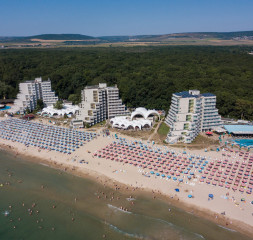 exterior_2.jpg