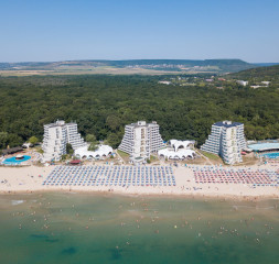 exterior_3.jpg