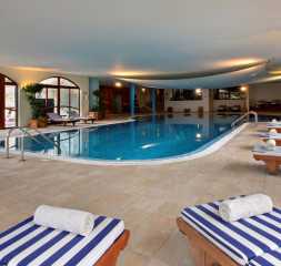 indoor-swimming-pool-2.jpg