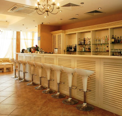 lobby_4.jpg