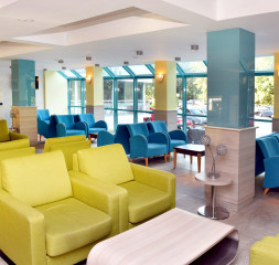 lobby_bar_3.jpg