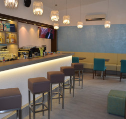 lobby_bar_4.jpg