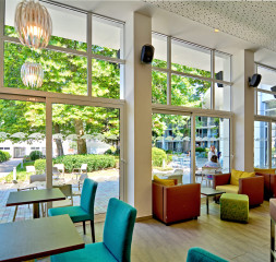 lobby_bar_8.jpg