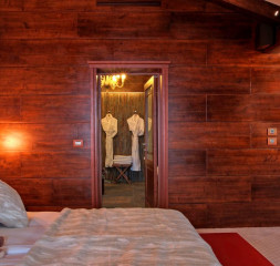 presidential-suite-bedroom.jpg