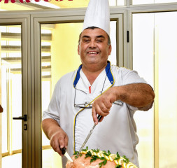 restaurant_4.jpg