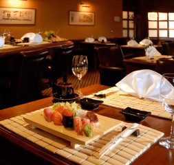 slider_sushi-and-tappanyaki.jpg
