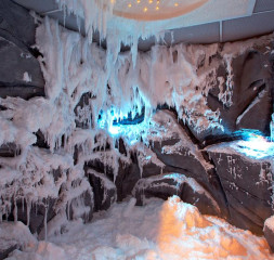 snow-room.jpg