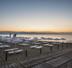 tBeach_3.jpg