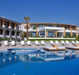 theresort02.jpg