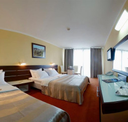triple-room-1.jpg.1024x0.jpg