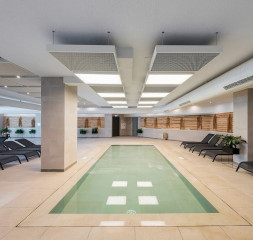 wPool_Indoor_1.jpg
