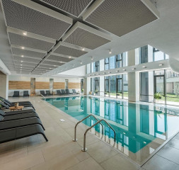 wPool_Indoor_3.jpg