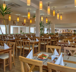 w_restaurant_3.jpg