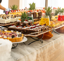 x_buffet_27.jpg