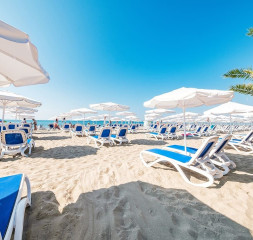yyHotel_Beach_4.jpg